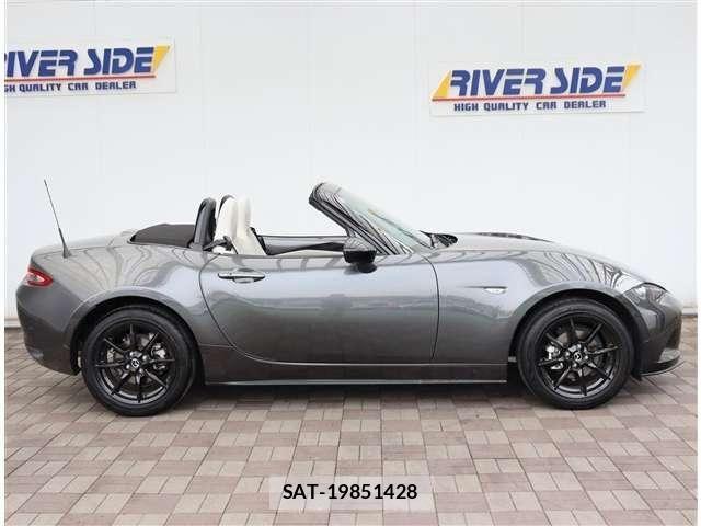 Mazda ROADSTER 2021-03 6502649-4