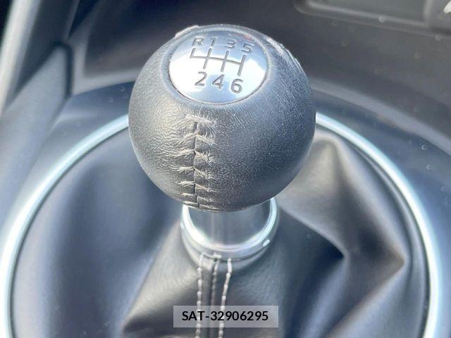 Mazda ROADSTER 2022-12 6642349-2
