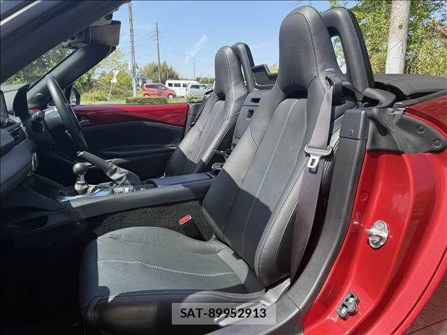 Mazda ROADSTER 2020-08 6673395-9