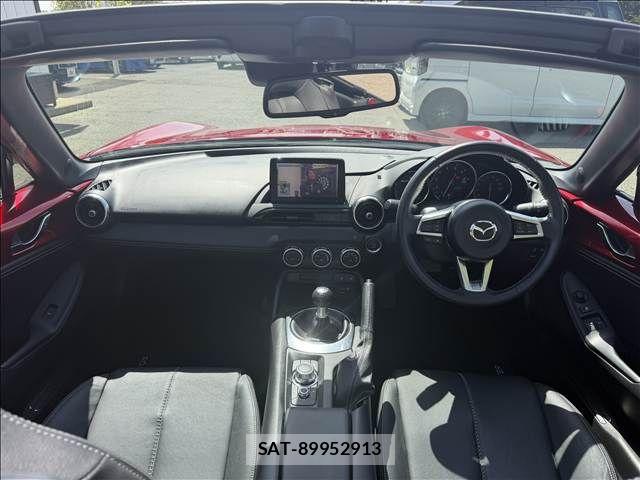 Mazda ROADSTER 2020-08 6673395-1