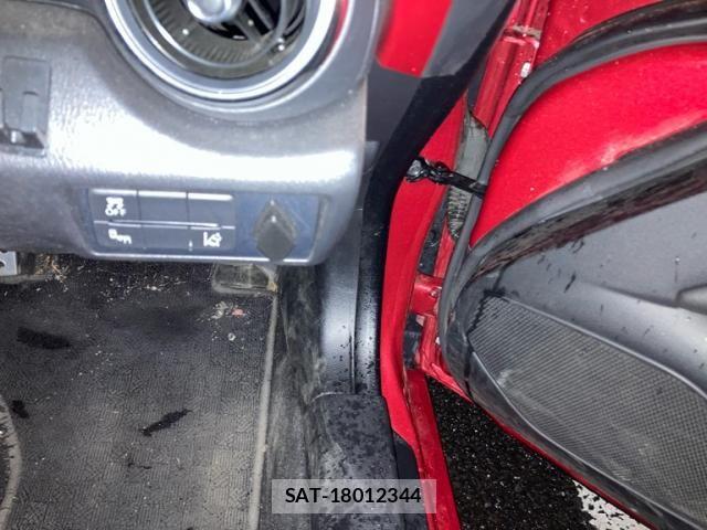 Mazda ROADSTER 2016-09 6673396-17