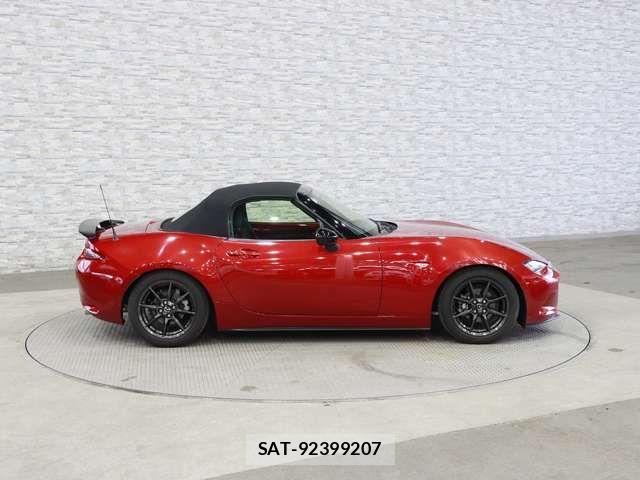 Mazda ROADSTER 2015-08 6677762-13