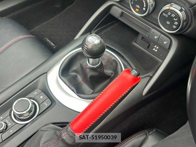 Mazda ROADSTER 2015-06 6677763-10