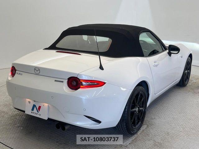 Mazda ROADSTER 2024-02 6717163-16