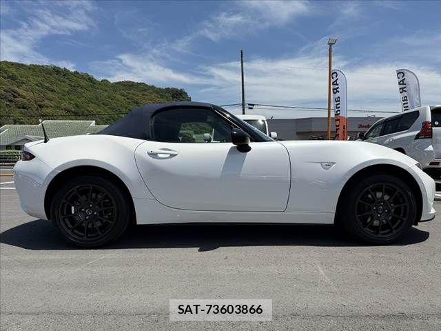 Mazda ROADSTER 2022-09 6753073-10