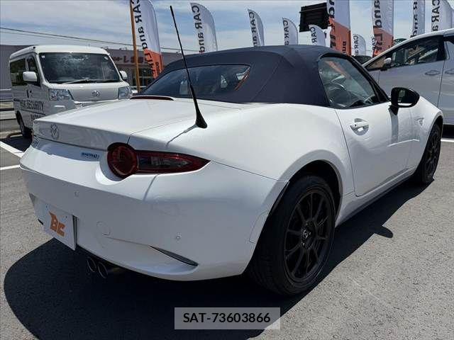 Mazda ROADSTER 2022-09 6753073-12