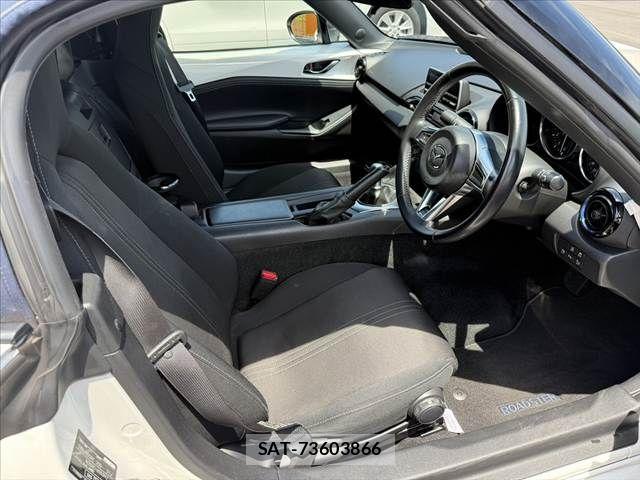Mazda ROADSTER 2022-09 6753073-15