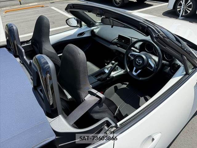 Mazda ROADSTER 2022-09 6753073-3