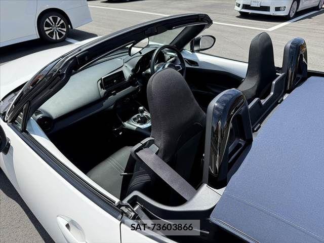 Mazda ROADSTER 2022-09 6753073-4