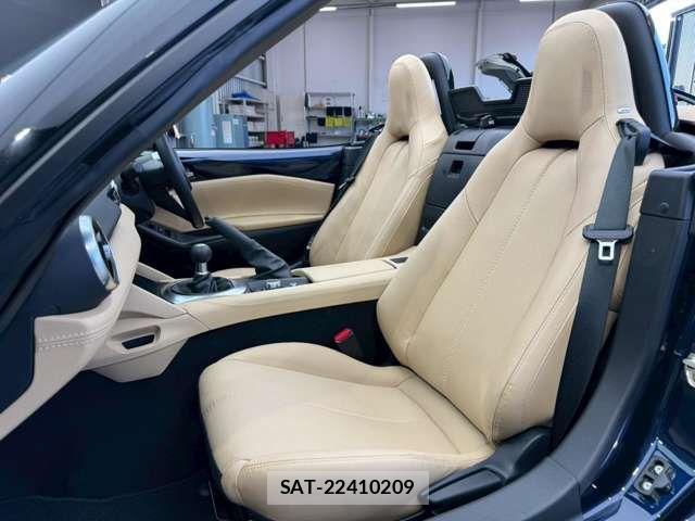 Mazda ROADSTER 2024-03 6753069-15