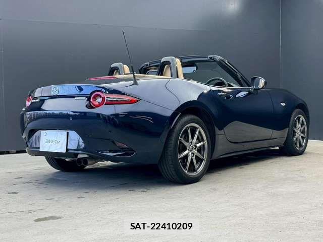 Mazda ROADSTER 2024-03 6753069-17