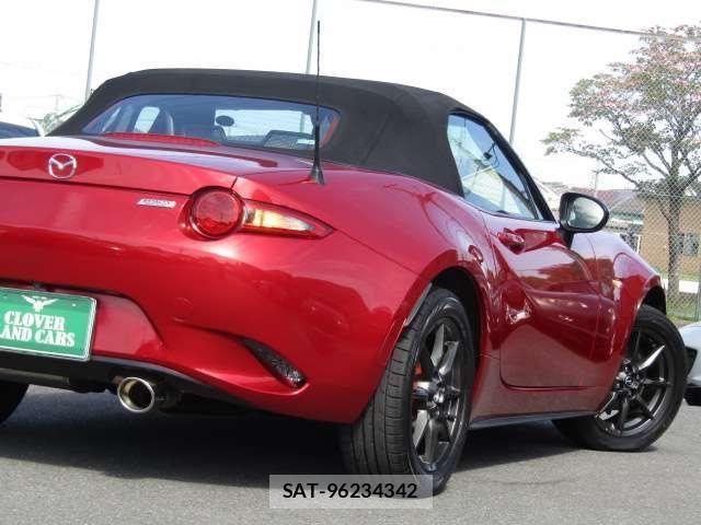 Mazda ROADSTER 2015-07 6816911-13