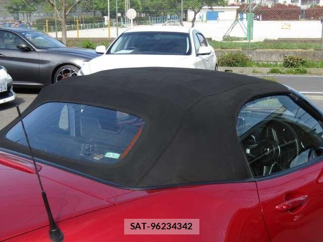 Mazda ROADSTER 2015-07 6816911-16