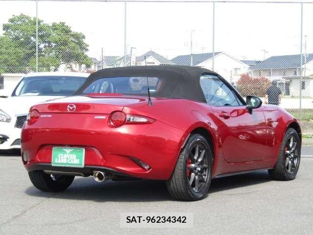 Mazda ROADSTER 2015-07 6816911-22