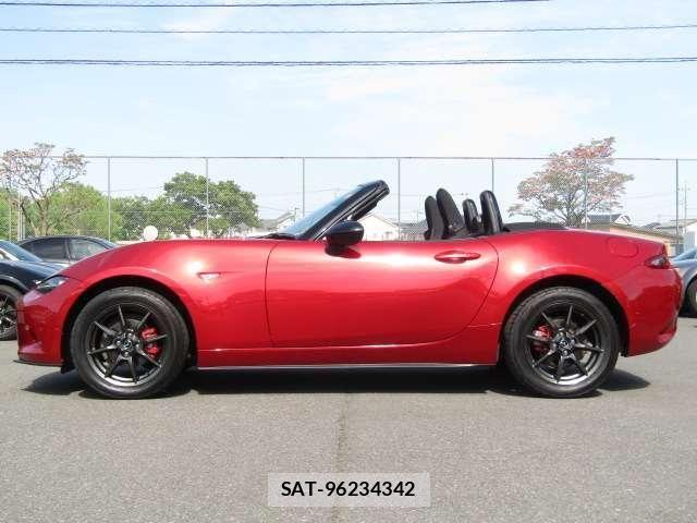 Mazda ROADSTER 2015-07 6816911-25