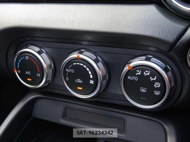 Mazda ROADSTER 2015-07 6816911-6