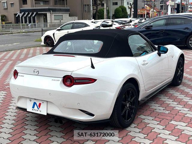 Mazda ROADSTER 2024-01 6816908-16
