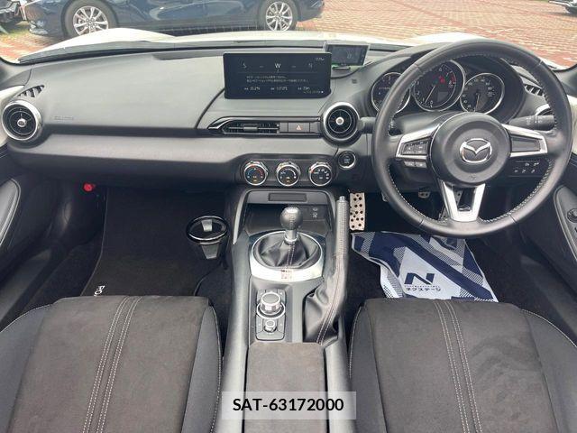Mazda ROADSTER 2024-01 6816908-1
