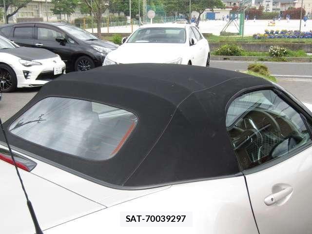 Mazda ROADSTER 2022-01 6816915-16