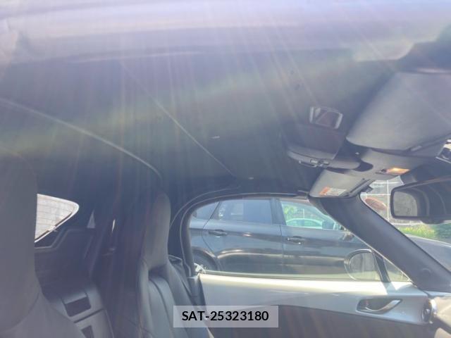Mazda ROADSTER 2015-08 6997723-10
