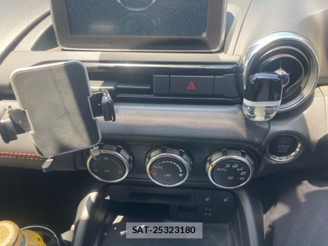 Mazda ROADSTER 2015-08 6997723-16