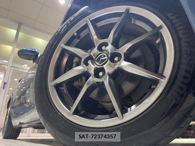 Mazda ROADSTER 2018-03 7021402-13