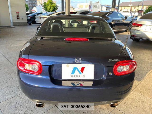 Mazda ROADSTER 2013-10 7021403-16