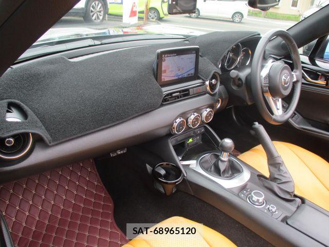 Mazda ROADSTER 2023-02 7060455-13