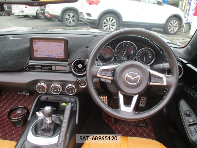 Mazda ROADSTER 2023-02 7060455-1