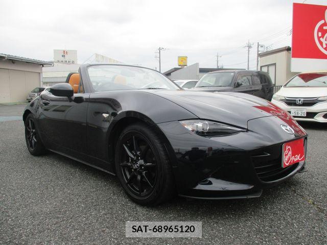 Mazda ROADSTER 2023-02 7060455-3