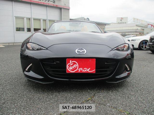 Mazda ROADSTER 2023-02 7060455-5