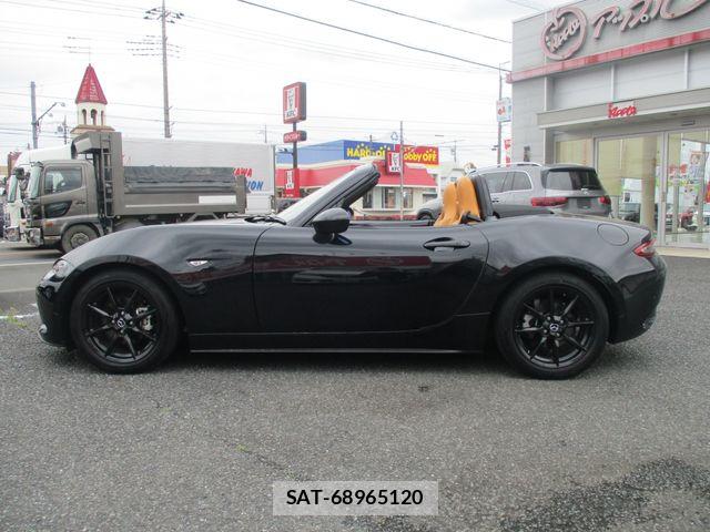 Mazda ROADSTER 2023-02 7060455-8