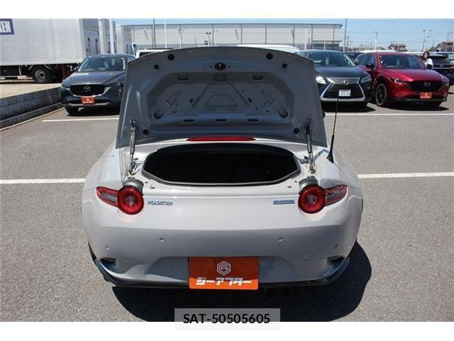 Mazda ROADSTER 2024-08 7224229-26