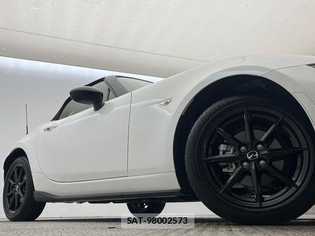 Mazda ROADSTER 2024-10 7224233-11