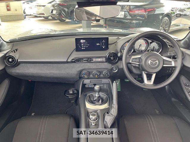 Mazda ROADSTER 2024-08 7224228-1