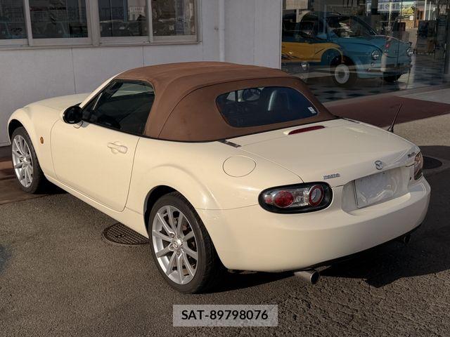Mazda ROADSTER 2006-09 7224202-11