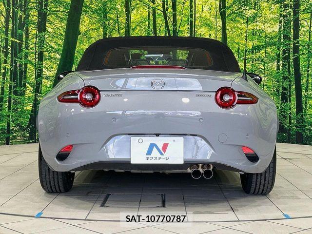Mazda ROADSTER 2024-03 7224225-13