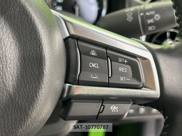 Mazda ROADSTER 2024-03 7224225-6