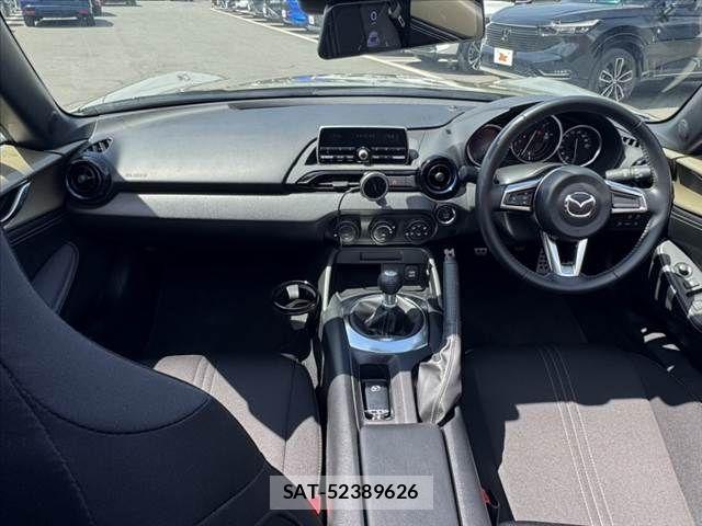 Mazda ROADSTER 2023-02 7224224-1