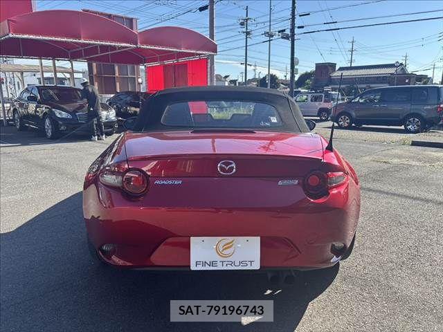 Mazda ROADSTER 2018-04 7224219-17