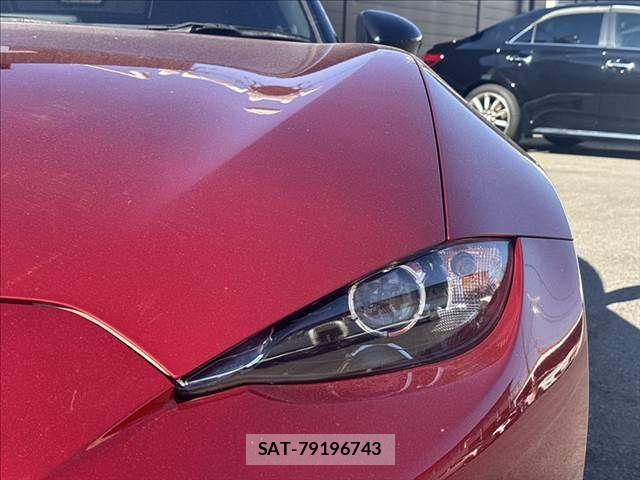 Mazda ROADSTER 2018-04 7224219-20