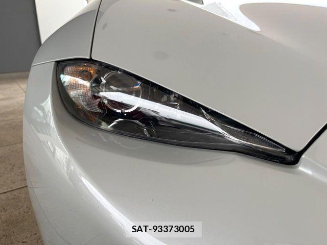 Mazda ROADSTER 2015-06 7272824-9