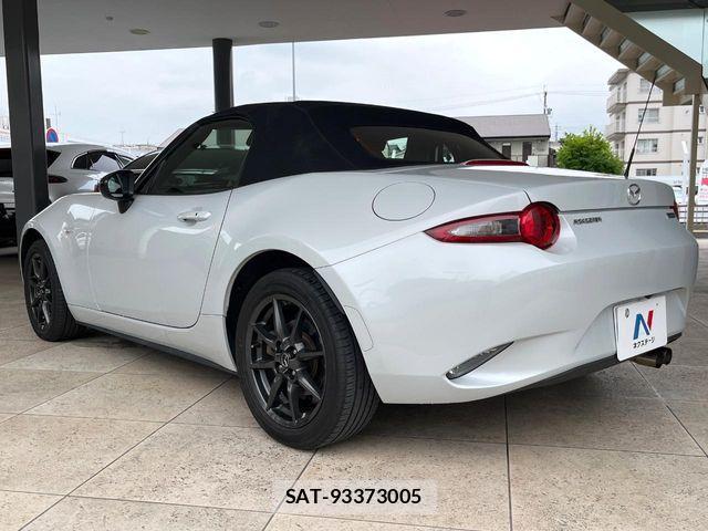 Mazda ROADSTER 2015-06 7272824-14