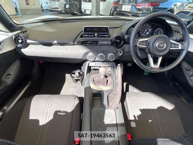 Mazda ROADSTER 2022-03 7272818-1