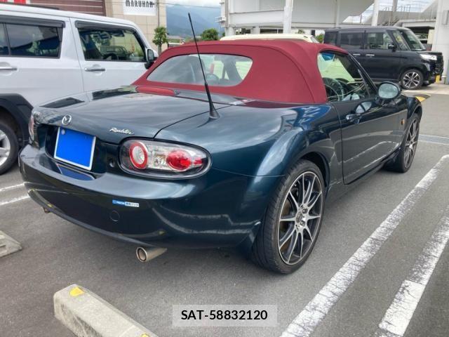Mazda ROADSTER 2006-05 7329748-2