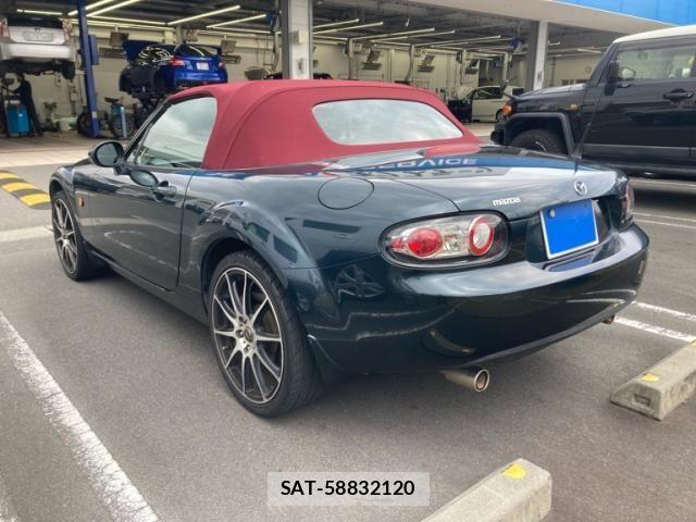 Mazda ROADSTER 2006-05 7329748-3