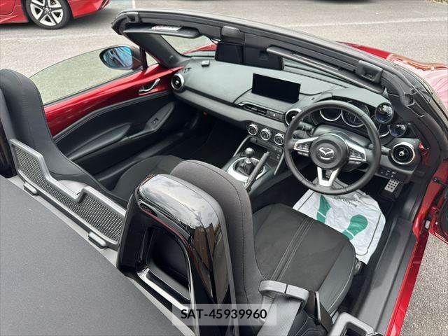 Mazda ROADSTER 2025-01 7329738-5