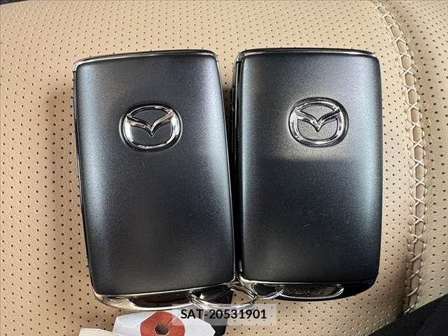 Mazda ROADSTER 2025-08 7359596-23