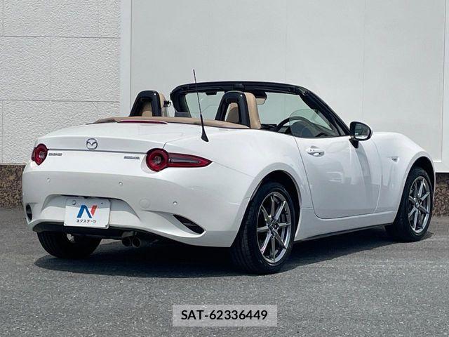Mazda ROADSTER 2024-09 7359594-17