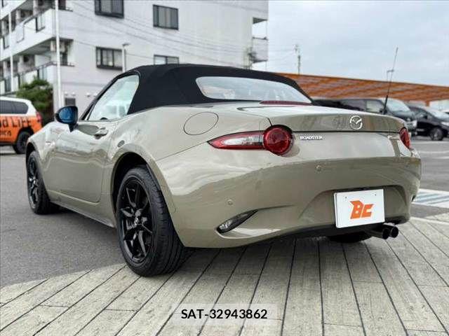 Mazda ROADSTER 2023-06 7359598-12